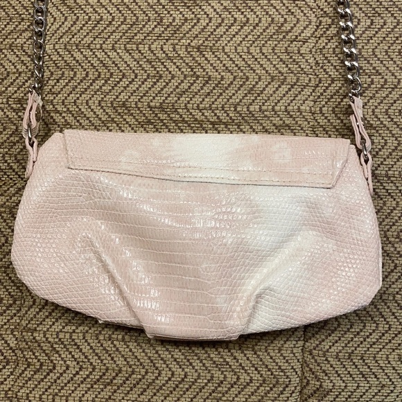 Nine West pale pink faux snakeskin cross-body bag - Picture 4 of 7